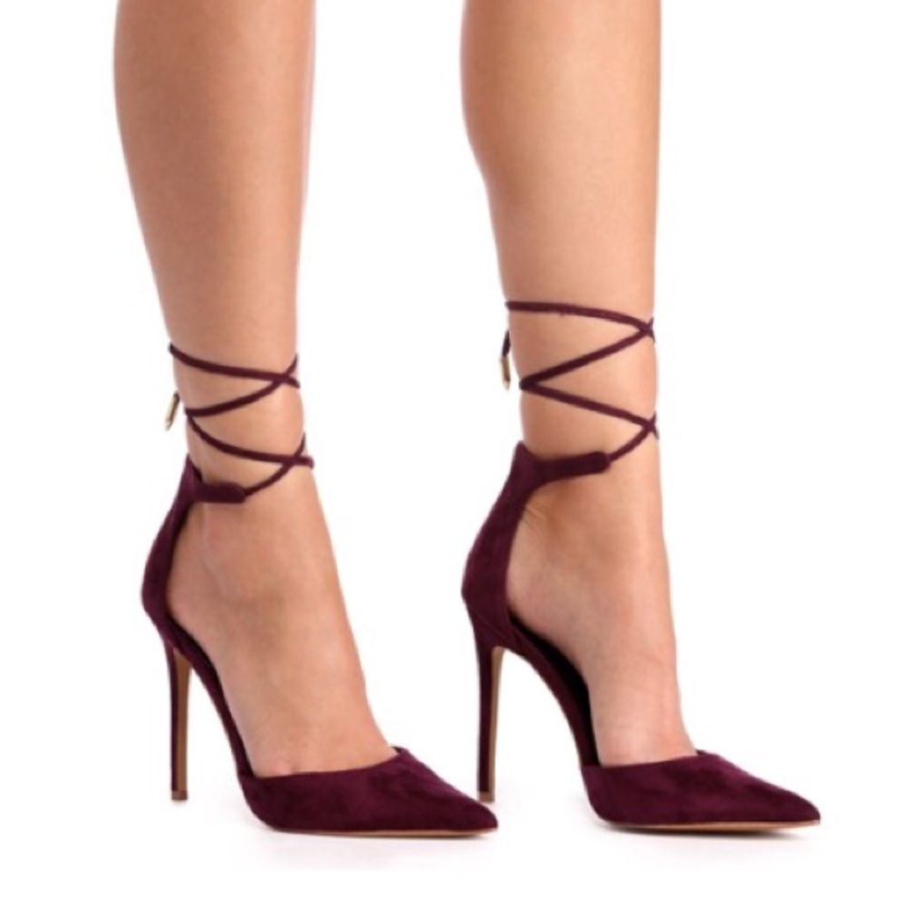 Burgundy shade pointy toe heel